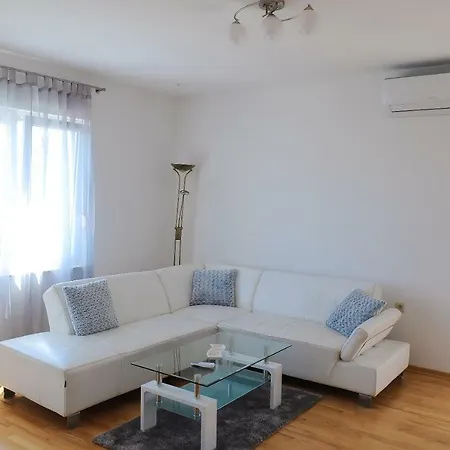Apartament Neva