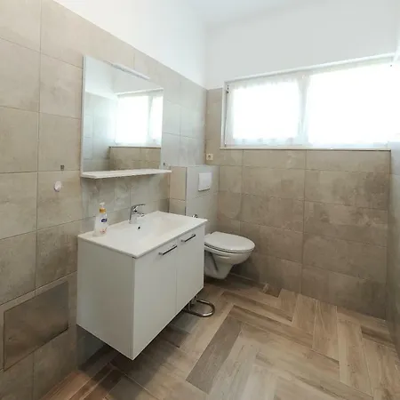 Neva Apartament Split