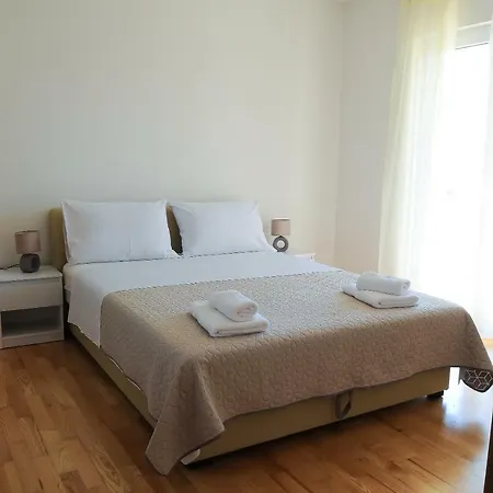 Neva Apartament
