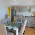 Neva Apartmán *